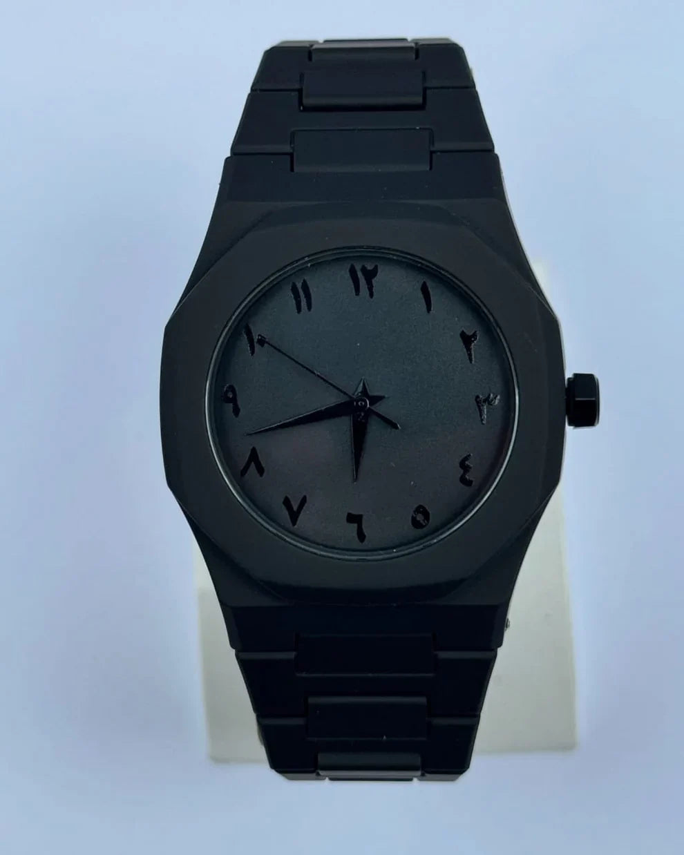 Stylish Luxurious Black Arabic Numeral Watch